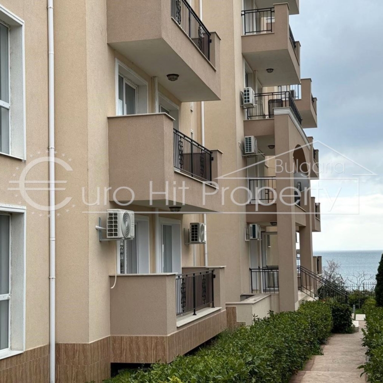 Обзаведен апартамент с морска панорама и качествен ремонт в комплекс "Ipanema Beach", - 0