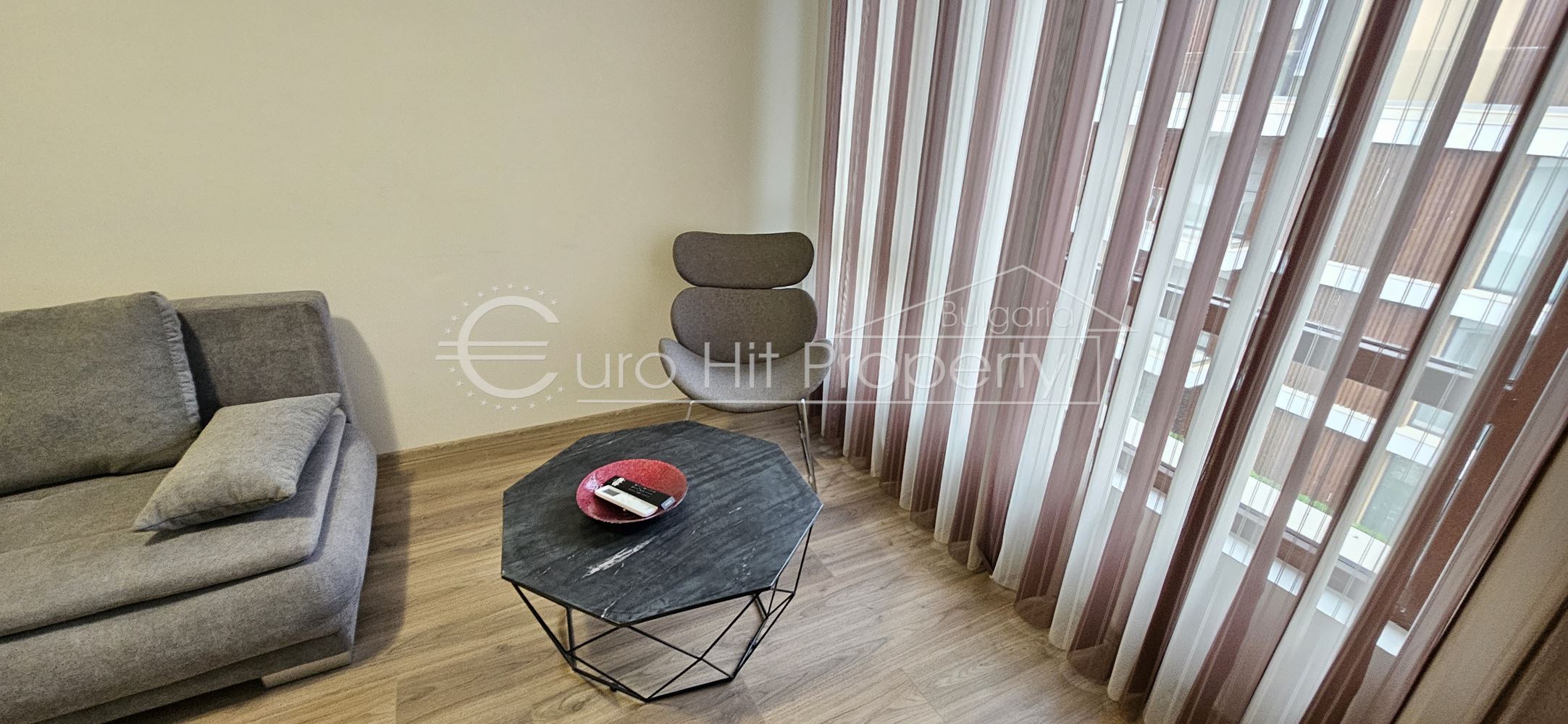 Two-bedroom furnished apartment with sea view in Sarafovo-0 Двустаен обзаведен апартамент с гледка море в кв. Сарафово - 0