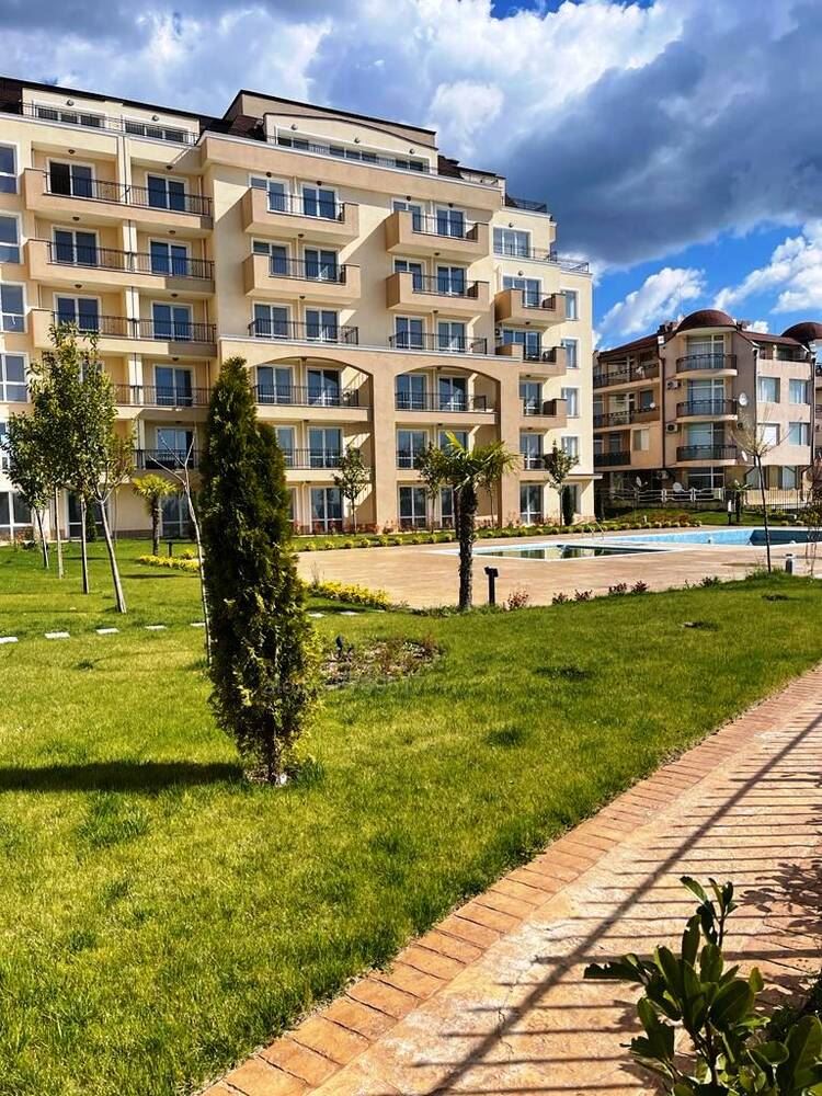 Two-room apartment partially furnished with sea view in the Ipanema Beach complex in Sveti Vlas-0 Двустаен апартамент частично обзаведен с гледка море в к-с Ипанема Бийч в Свети Влас - 0