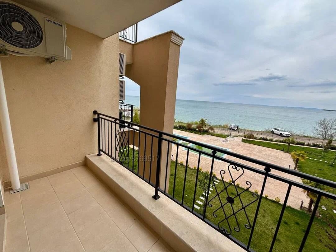 Two-room apartment partially furnished with sea view in the Ipanema Beach complex in Sveti Vlas-0 Двустаен апартамент частично обзаведен с гледка море в к-с Ипанема Бийч в Свети Влас - 0