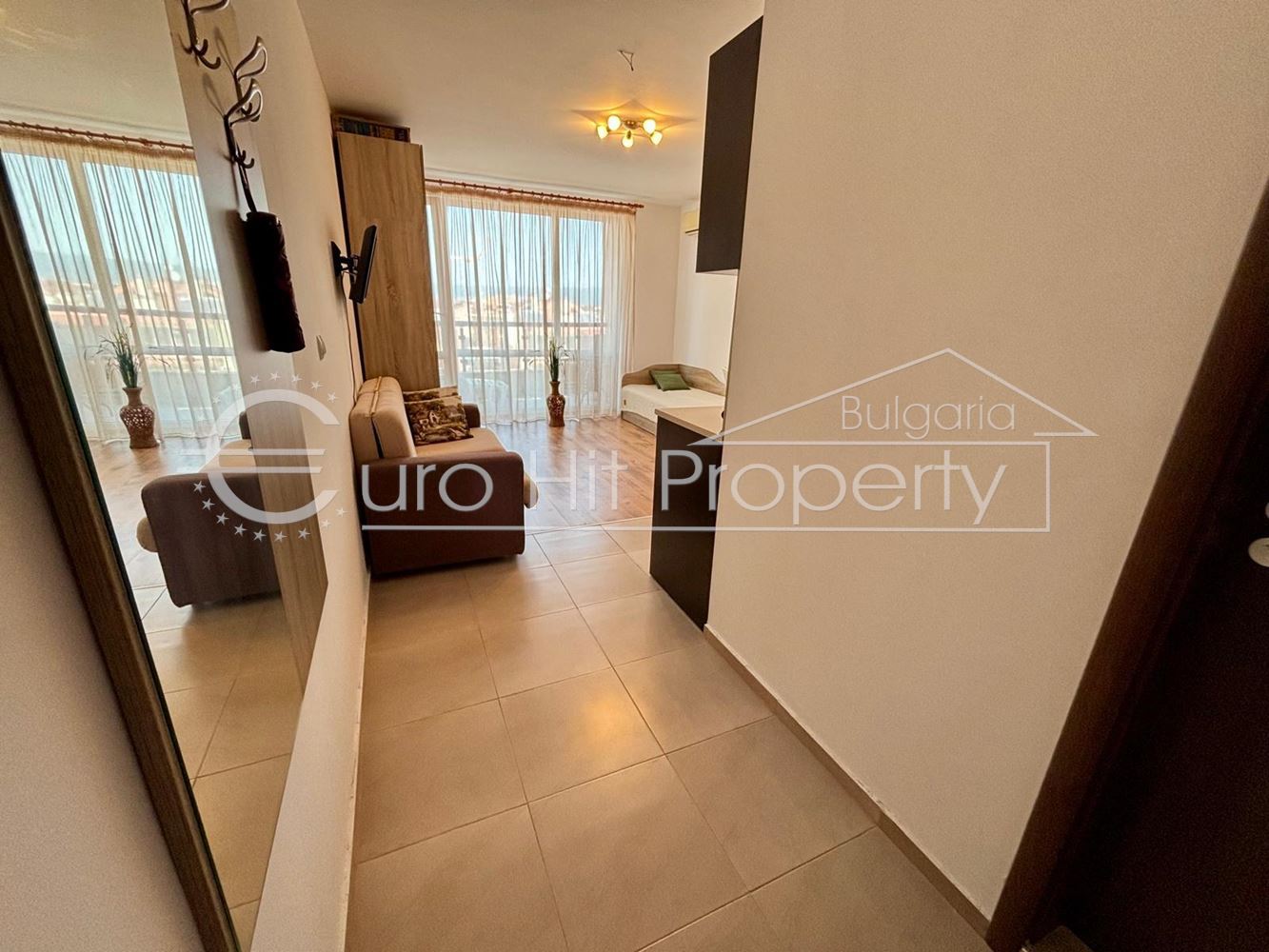 Furnished studio in the city of Nessebar-0 Обзаведено студио в гр. Несебър - 0