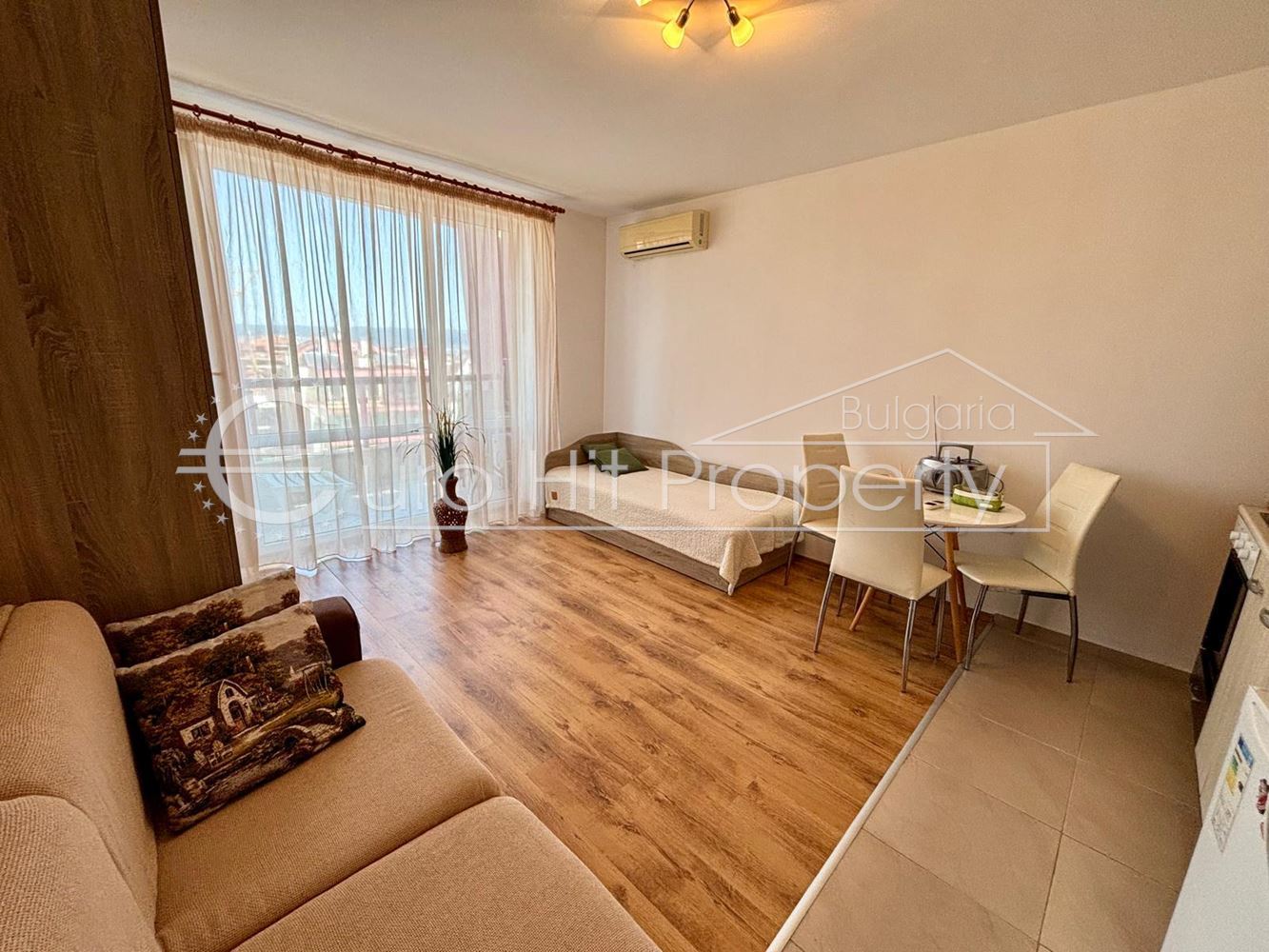 Furnished studio in the city of Nessebar-0 Обзаведено студио в гр. Несебър - 0