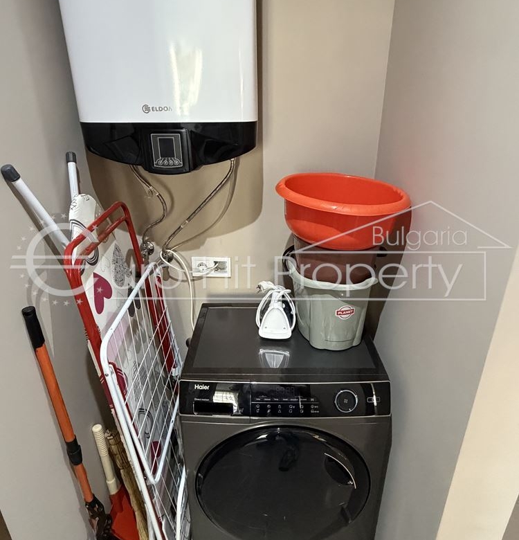 Двустаен апартамент под наем в затворен комплекс в кв.Сарафово - 0