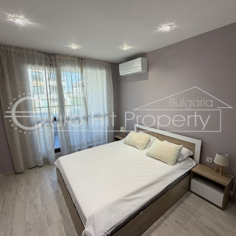 Двустаен апартамент под наем в затворен комплекс в кв.Сарафово - 0