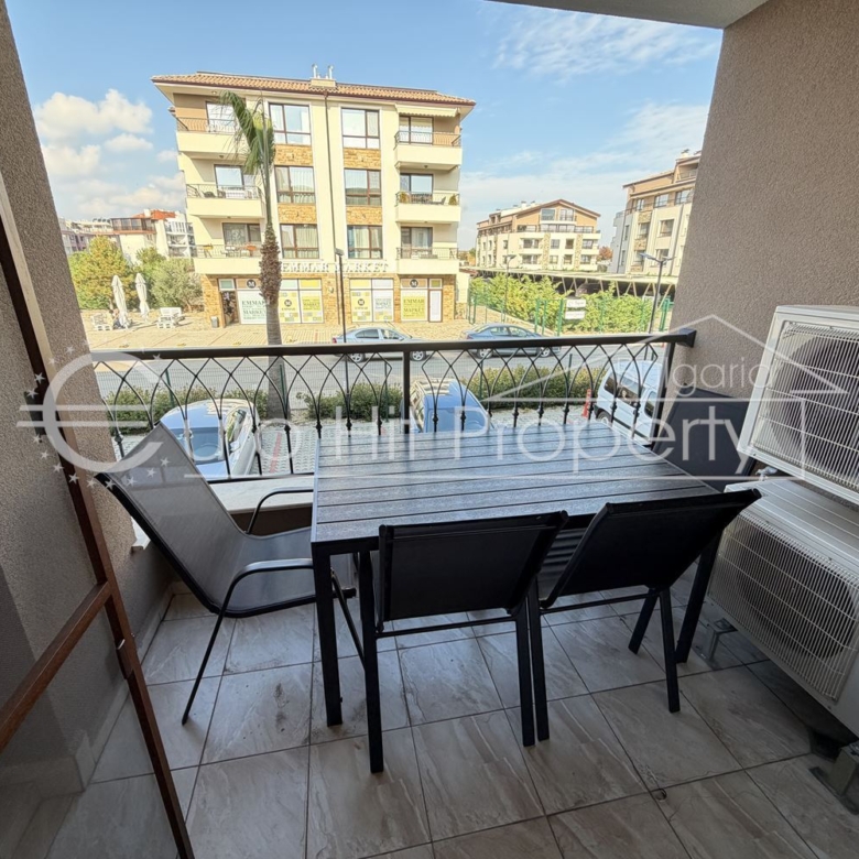 Двустаен апартамент под наем в затворен комплекс в кв.Сарафово - 0