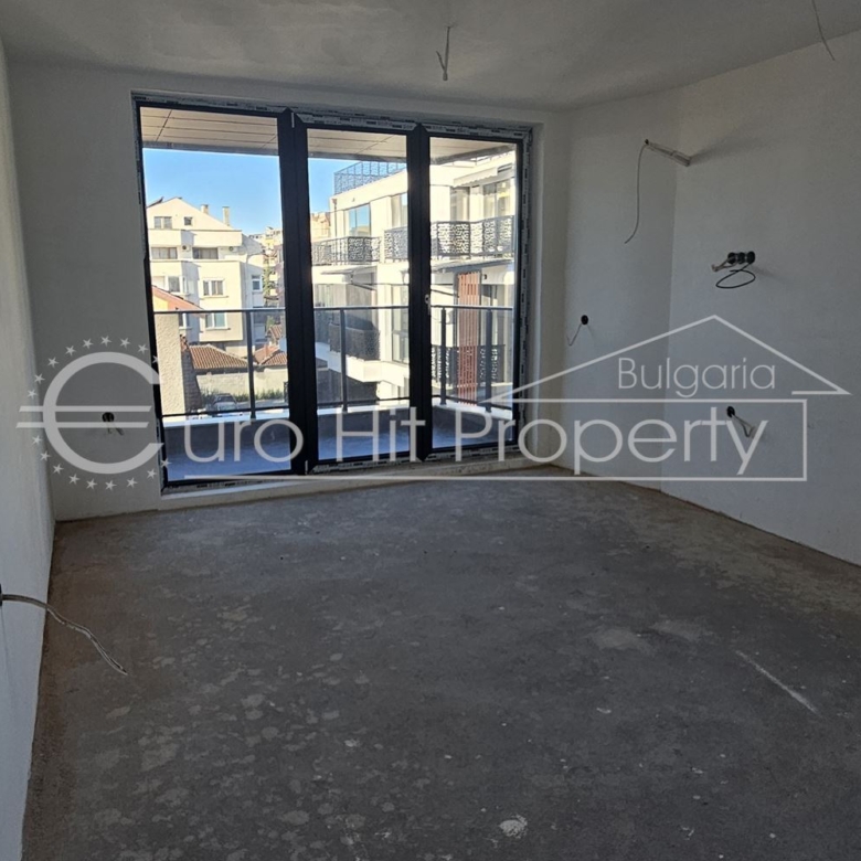 Двустаен апартамент с гледка море в нова жилищна сграда в кв. Сарафово - 0