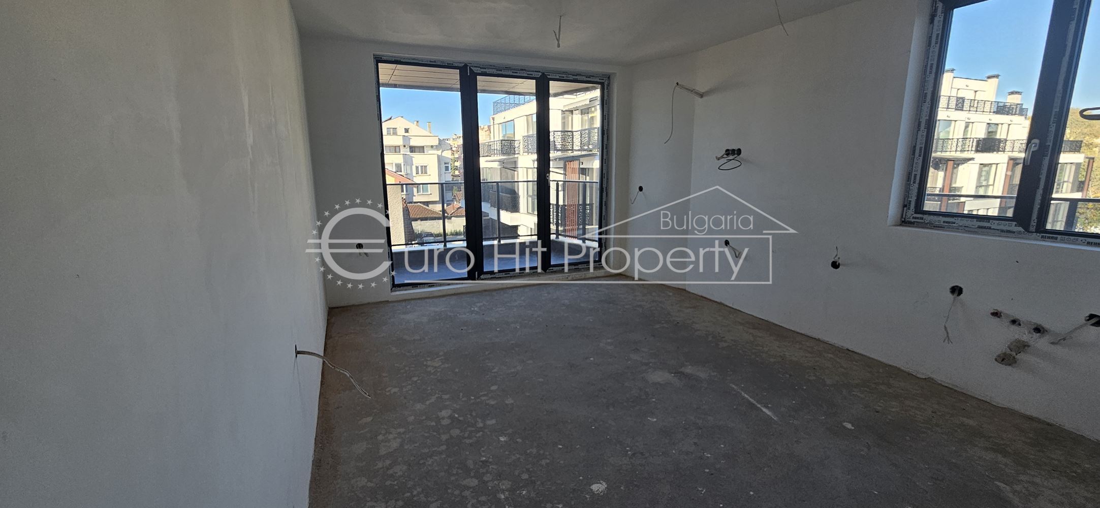 Двустаен апартамент с гледка море в нова жилищна сграда в кв. Сарафово - 0