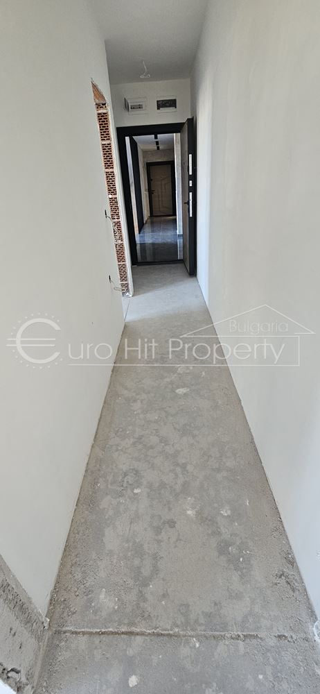 Двустаен апартамент с гледка море в нова жилищна сграда в кв. Сарафово - 0