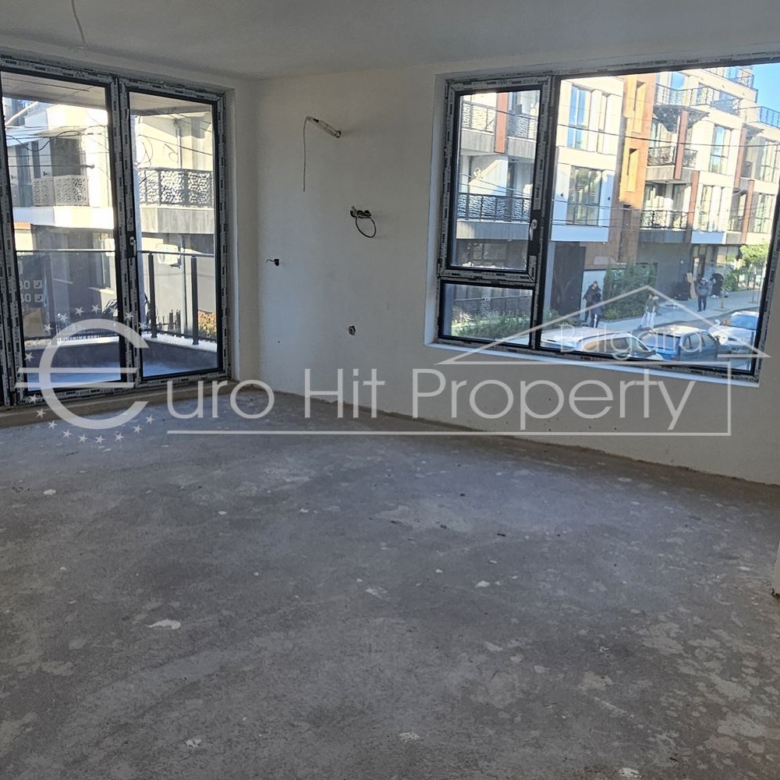 Двустаен апартамент в нова жилищна сграда в кв. Сарафово