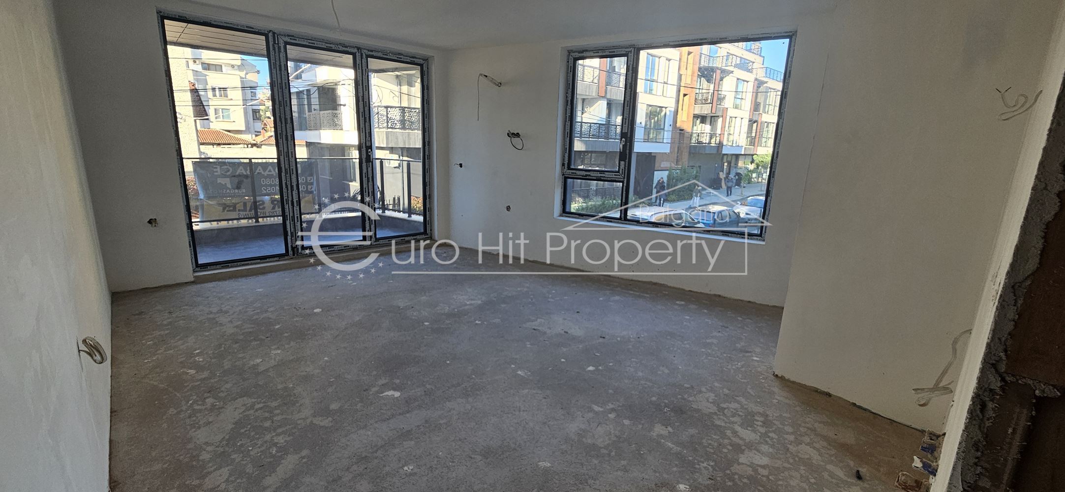 Двустаен апартамент в нова жилищна сграда в кв. Сарафово - 0