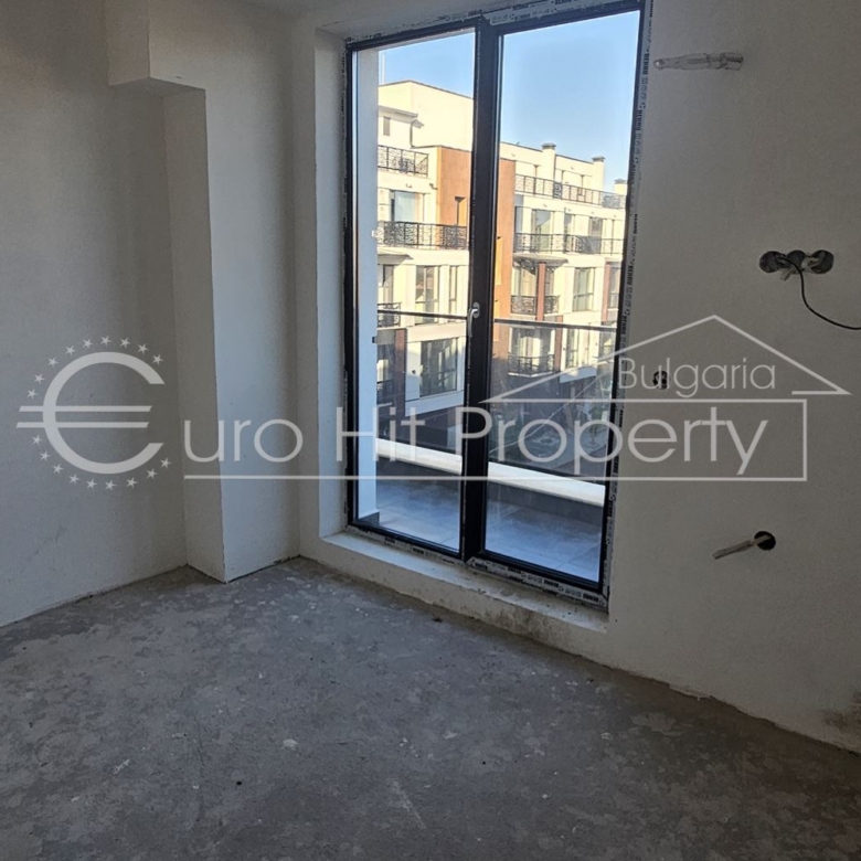 Двустаен апартамент с гледка море в нова жилищна сграда в кв. Сарафово - 0