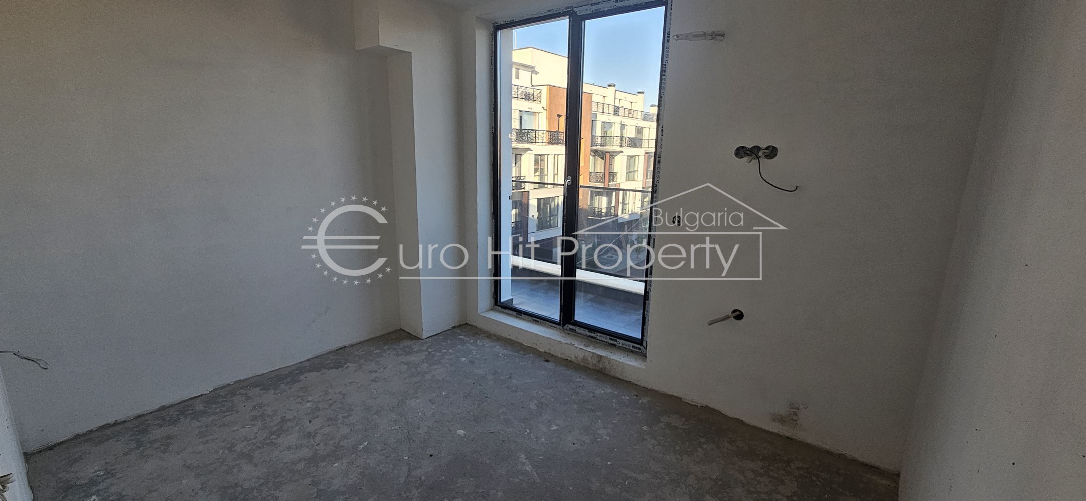 Двустаен апартамент с гледка море в нова жилищна сграда в кв. Сарафово - 0