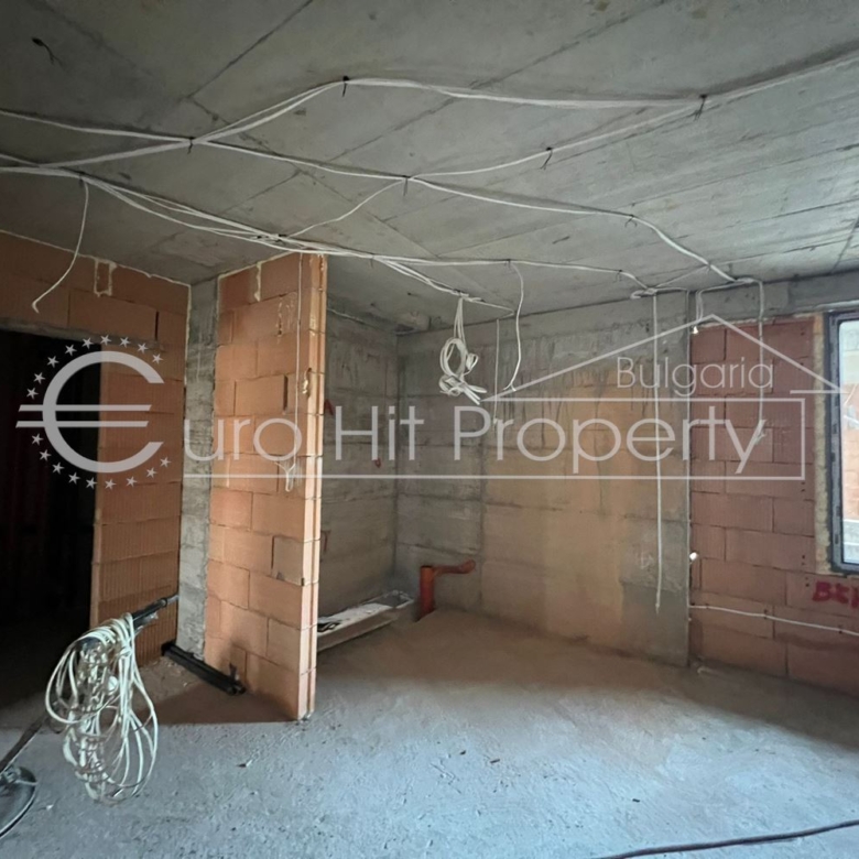 Едностаен апартамент в новострояща се жилищна сграда - акт 16 - март 2026г. - 0