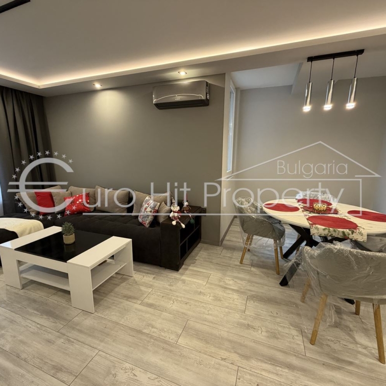 Просторен двустаен апартамент след основен ремонт до БСУ и ""Александровска" - 0