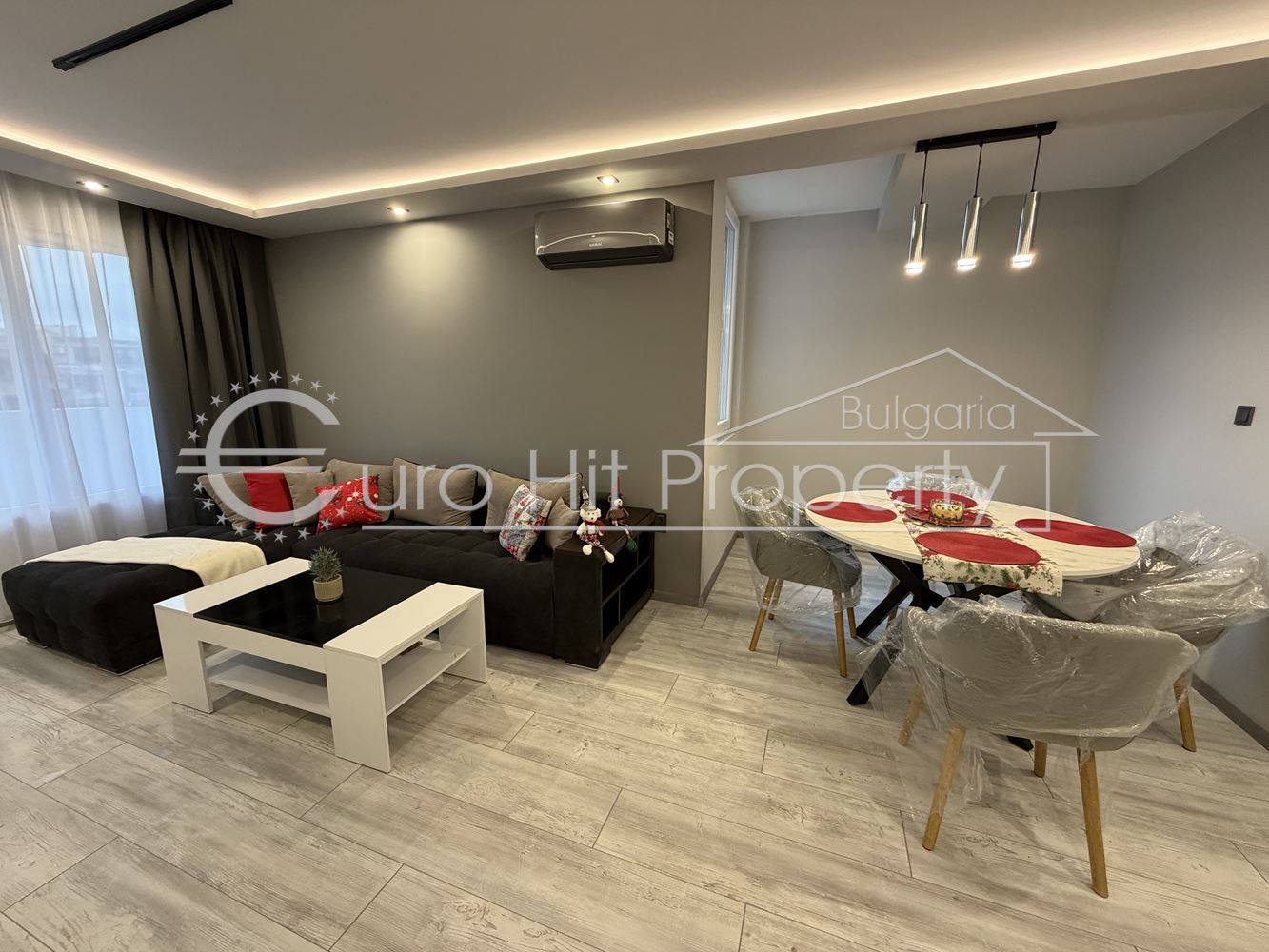 Просторен двустаен апартамент след основен ремонт до БСУ и “”Александровска”-0 Просторен двустаен апартамент след основен ремонт до БСУ и ""Александровска" - 0