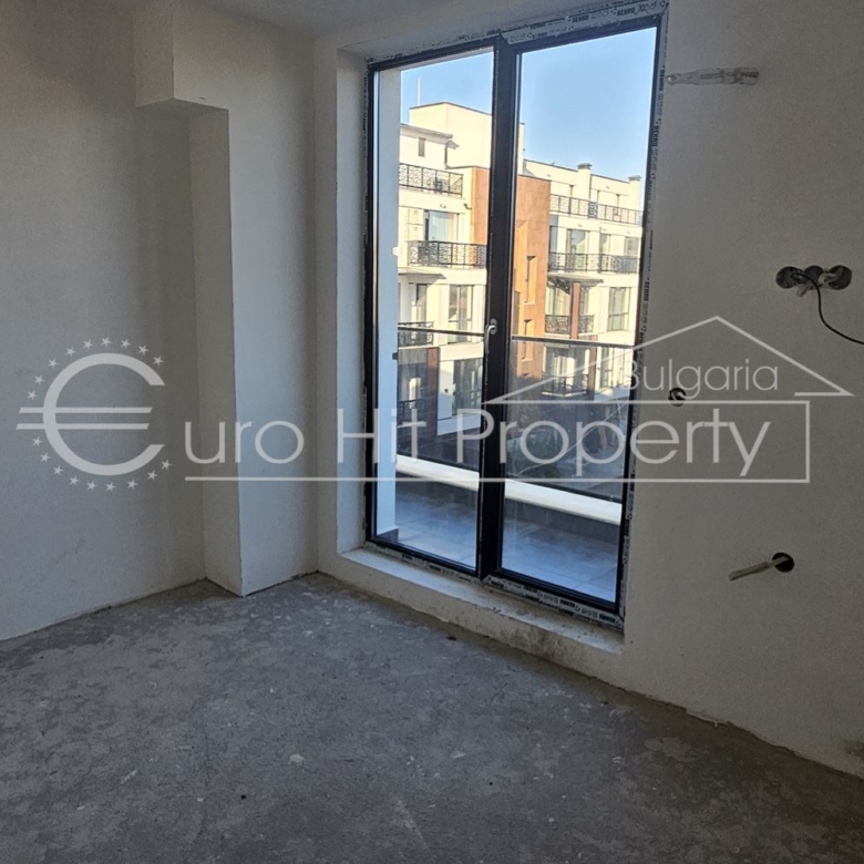 Двустаен апартамент с гледка море в нова жилищна сграда в кв. Сарафово - 0