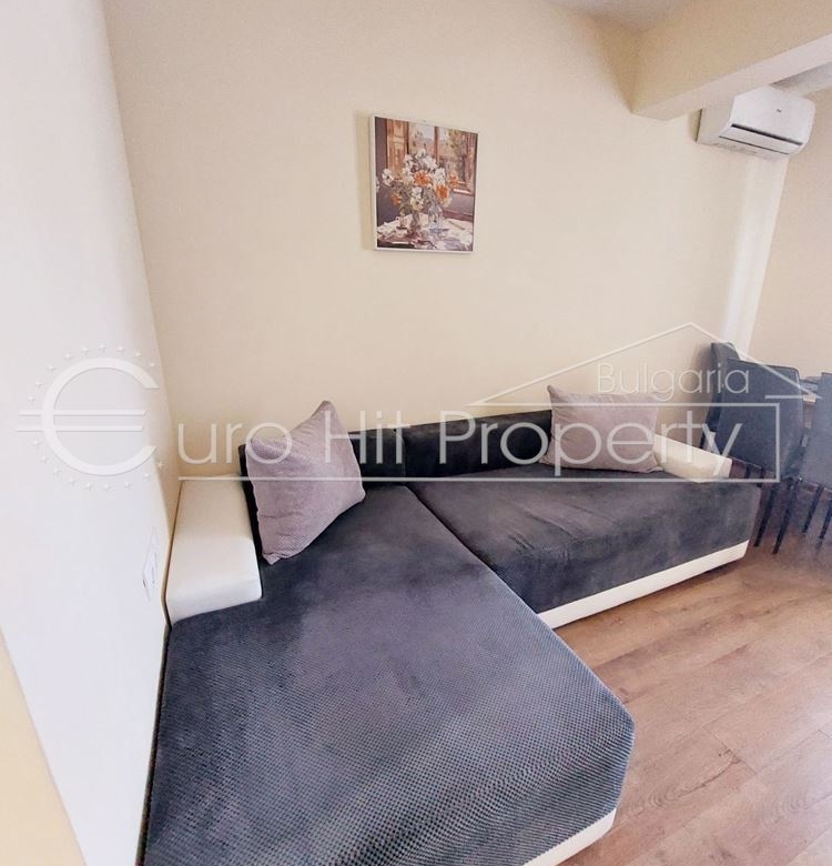 Двустаен обзаведен апартамент в кв. Сарафово - 0