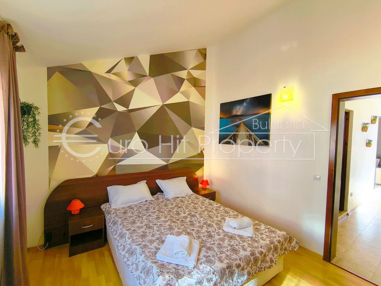 Двустаен обзаведен апартамент в Свети Влас на 100м. от плажа - 0