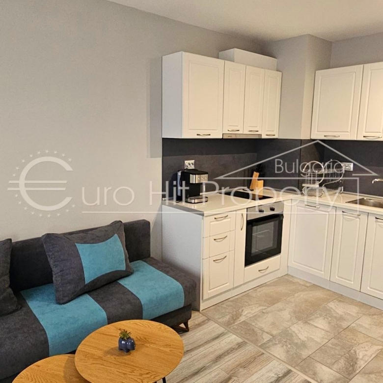 Двустаен напълно обзаведен апартамент в самия център на кв. Сарафово - нова сграда - 0