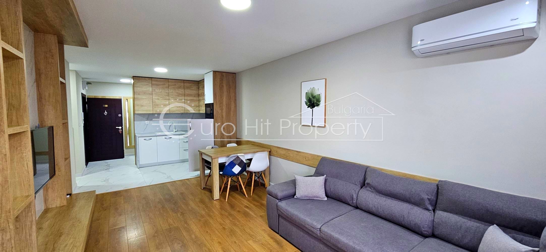 Двустаен обзаведен апартамент с морска панорама в луксозен комплекс в кв. Сарафово - 0