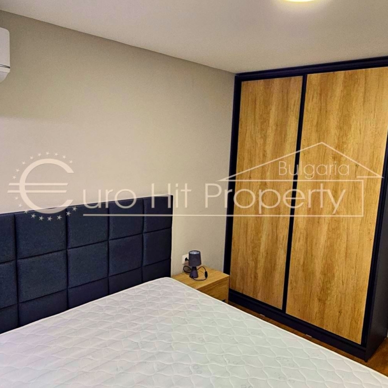 Двустаен обзаведен апартамент с морска панорама в луксозен комплекс в кв. Сарафово - 0