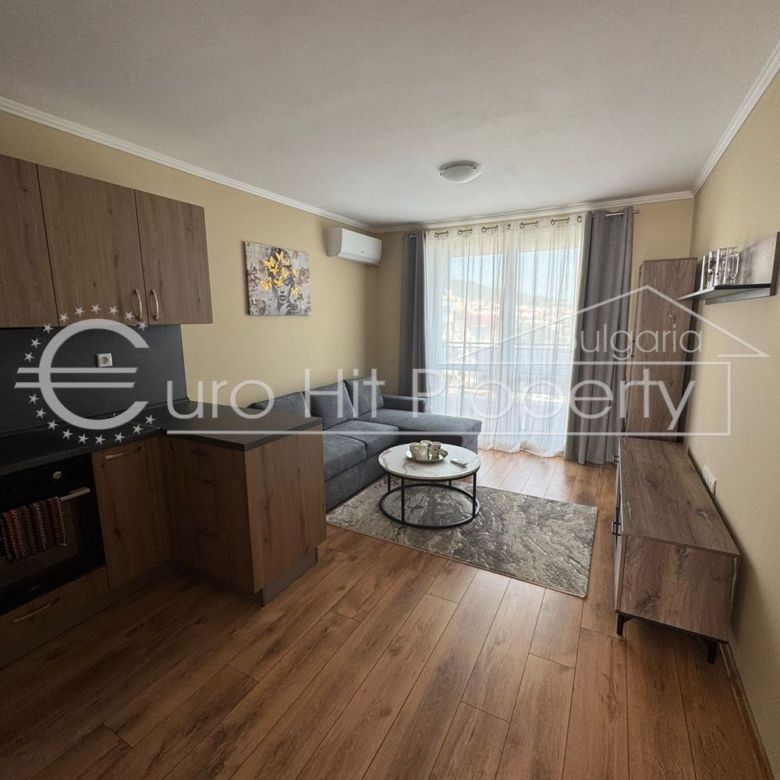 Двустаен апартамент обзаведен с гледка море в к-с Ипанема Бийч в Свети Влас - 0