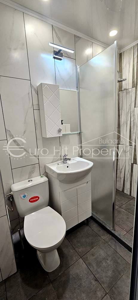 Двустаен напълно обзаведен апартамент в самия център на кв. Сарафово - нова сграда - 0