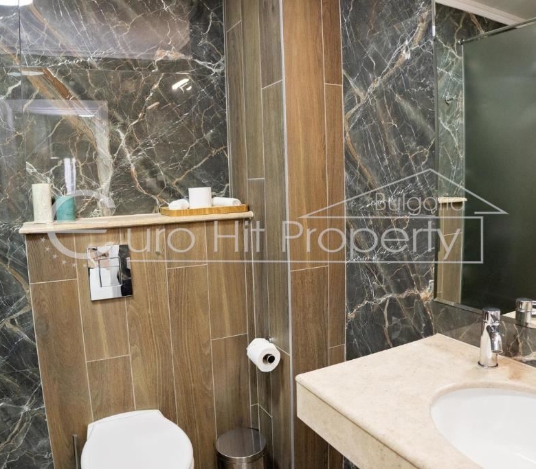 Тристаен апартамент с фронтална гледка море в луксозен комплекс на първа линия в Сарафово - 0