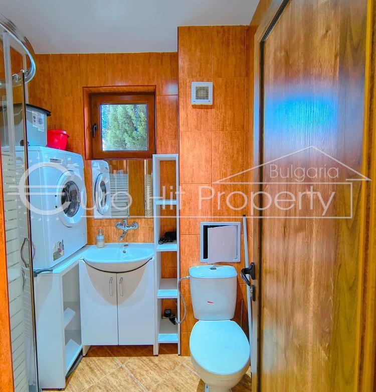 Двустаен обзаведен апартамент в Свети Влас на 100м. от плажа - 0