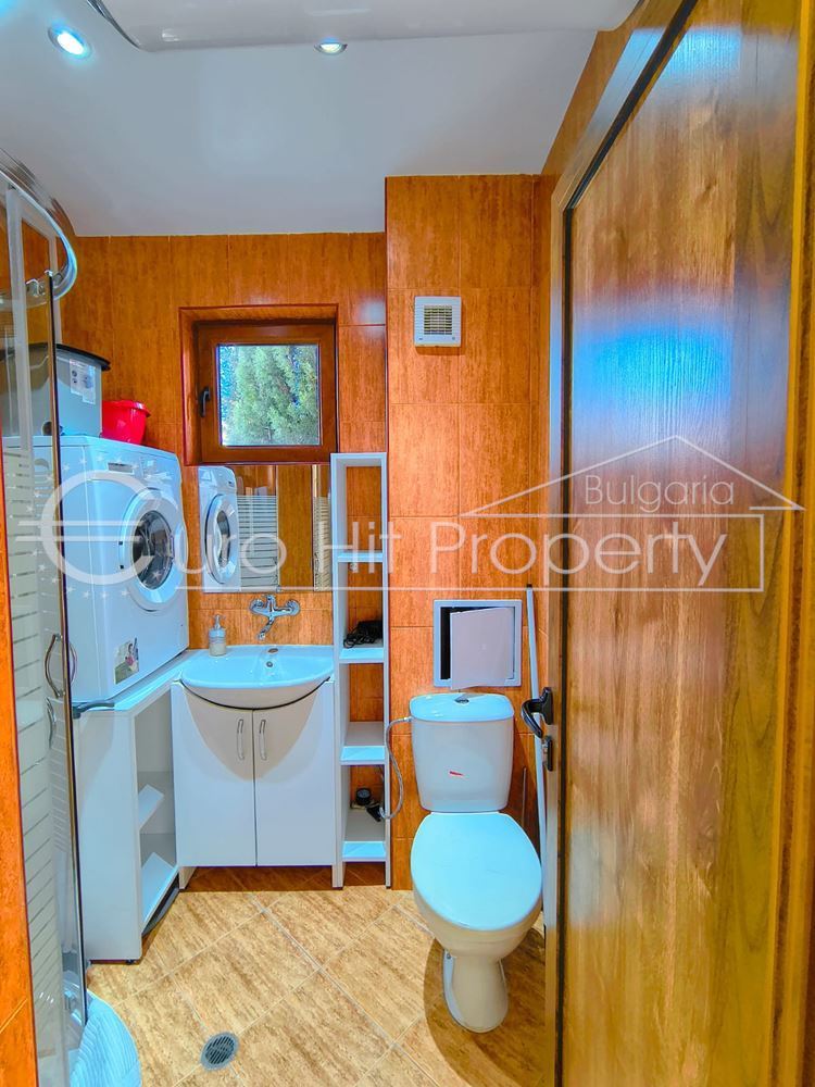 Двустаен обзаведен апартамент в Свети Влас на 100м. от плажа - 0