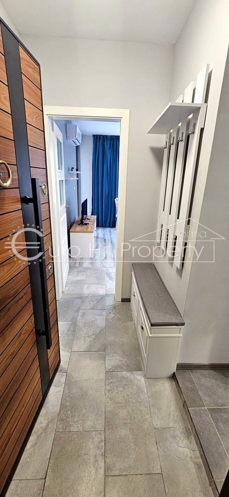 Двустаен напълно обзаведен апартамент в самия център на кв. Сарафово - нова сграда - 0