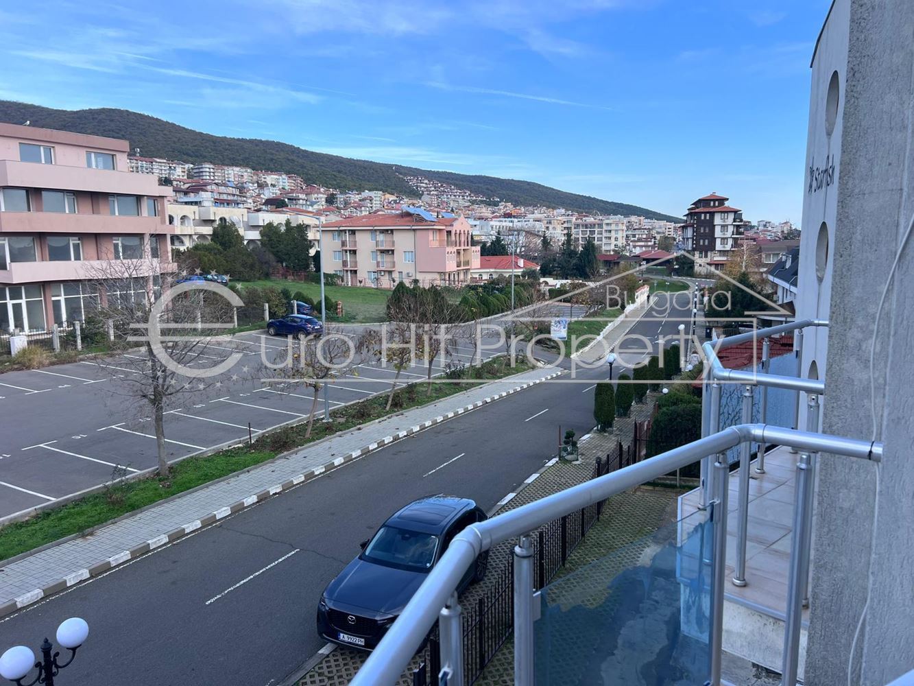 Двустаен обзаведен апартамент в комплекс с басейн в Свети Влас - 0