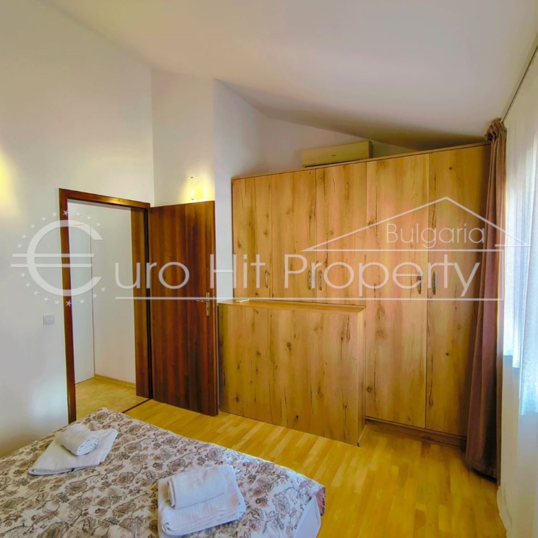 Двустаен обзаведен апартамент в Свети Влас на 100м. от плажа - 0