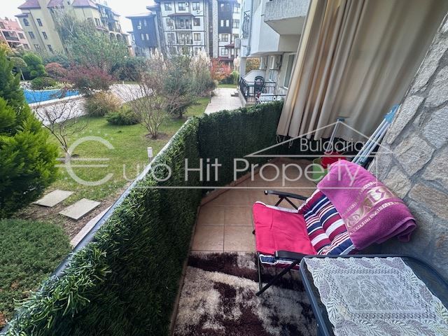 Апартамент с 2 спални в комплекс в Свети Влас - 0