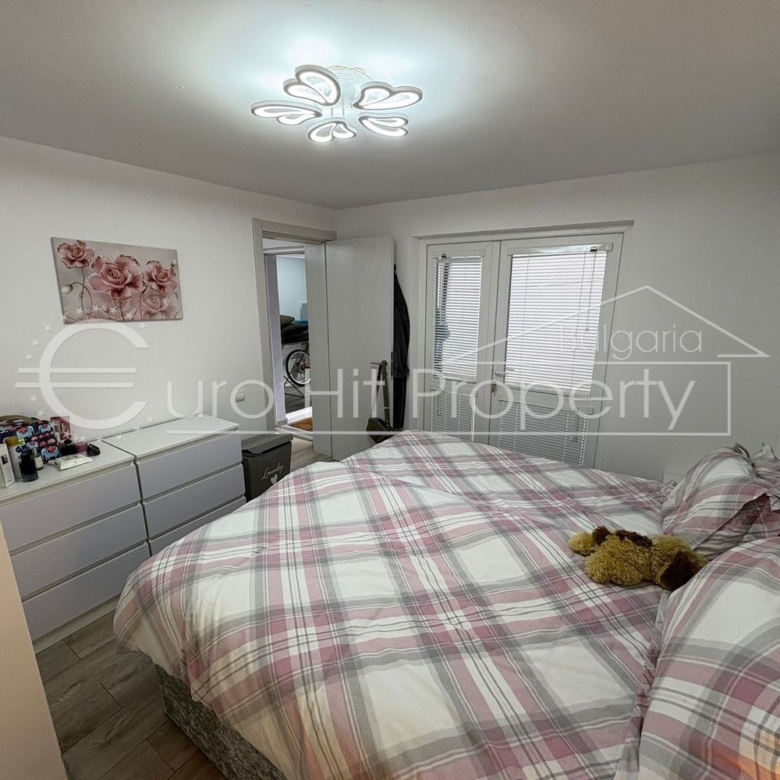 Тристаен обзаведен апартамент в Свети Влас - 0