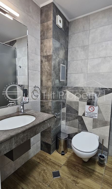 Двустаен обзаведен апартамент с морска панорама в луксозен комплекс в кв. Сарафово - 0