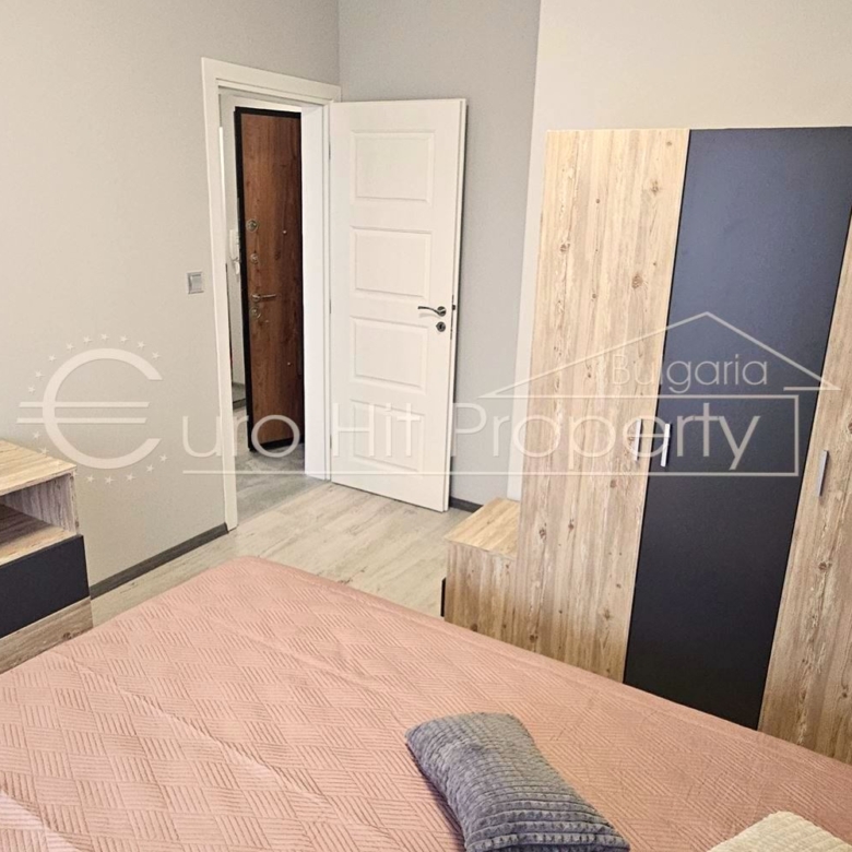 Двустаен напълно обзаведен апартамент в самия център на кв. Сарафово - нова сграда - 0