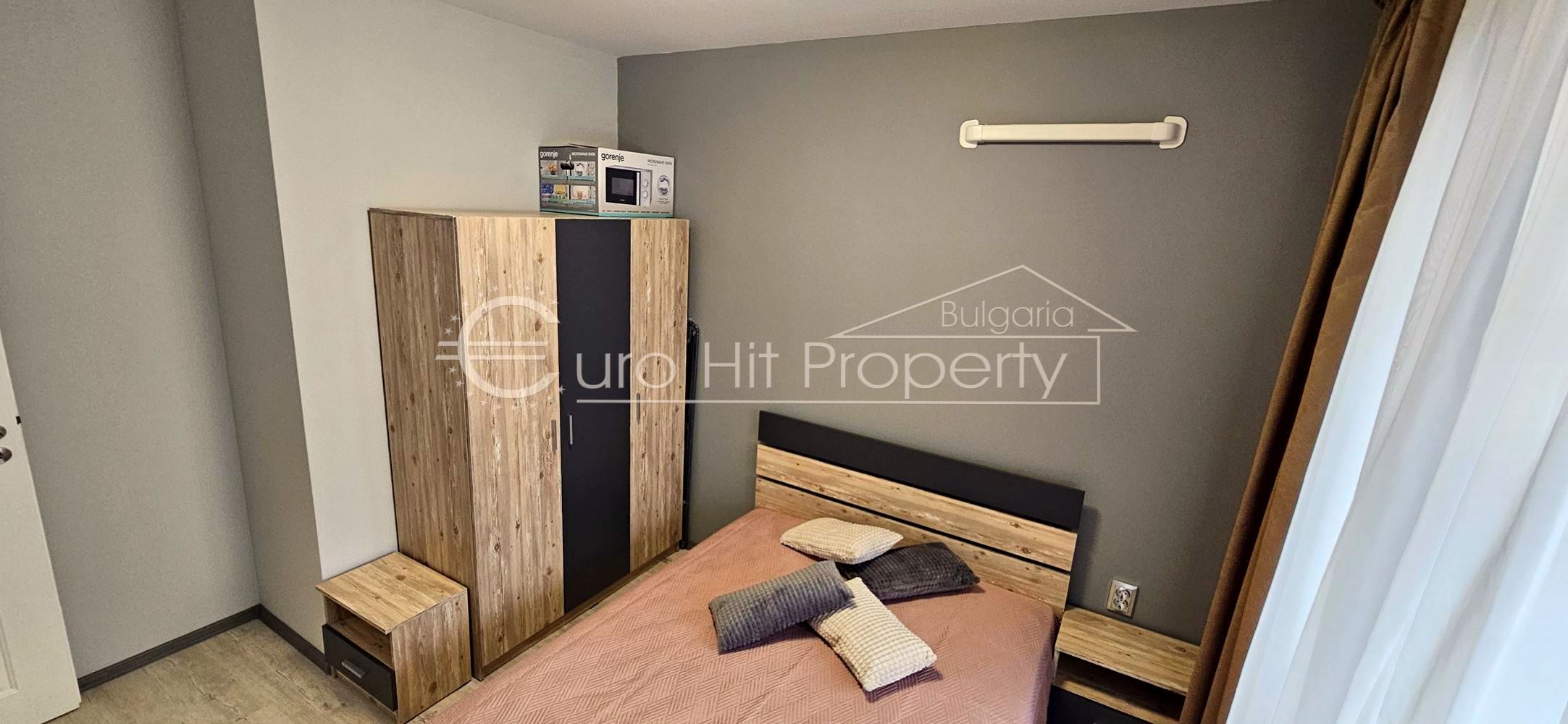 Двустаен напълно обзаведен апартамент в самия център на кв. Сарафово - нова сграда - 0