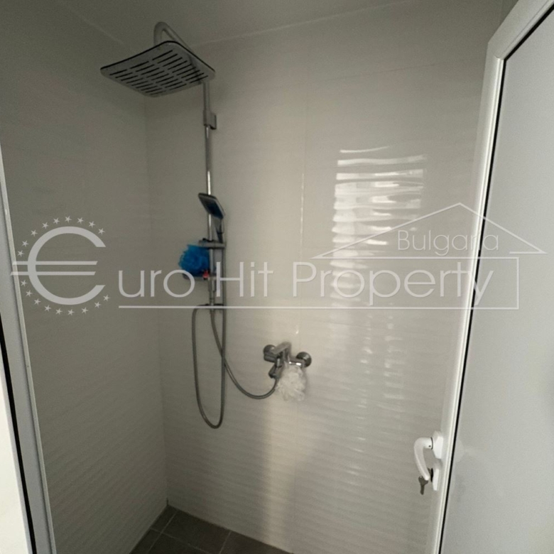 Тристаен обзаведен апартамент в Свети Влас - 0