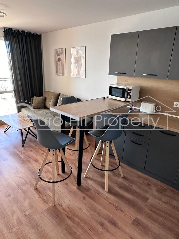 Двустаен апартамент с фронтална гледка море - в гр. Свети Влас - 0