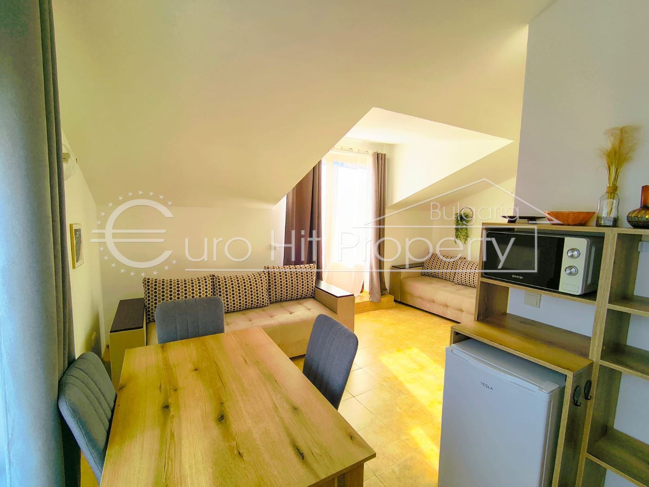 Двустаен обзаведен апартамент в Свети Влас на 100м. от плажа - 0