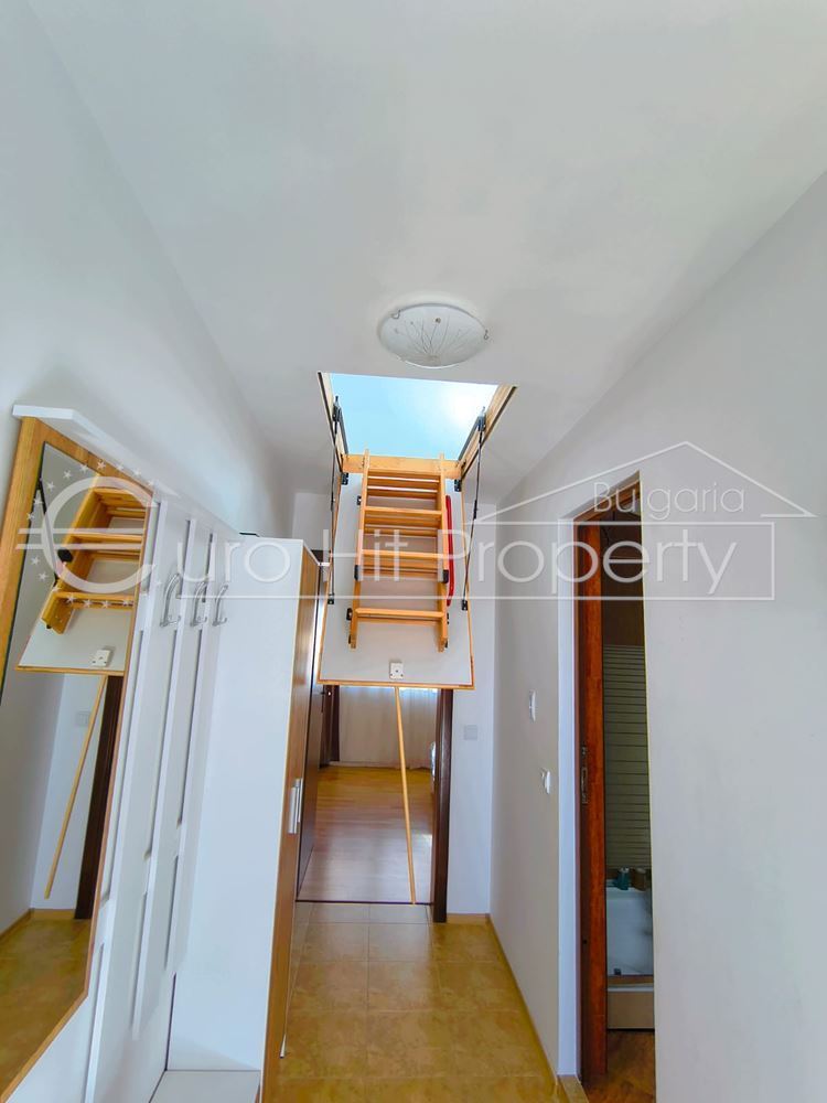 Двустаен обзаведен апартамент в Свети Влас на 100м. от плажа - 0