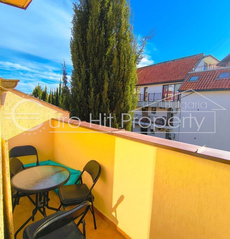 Двустаен обзаведен апартамент в Свети Влас на 100м. от плажа - 0