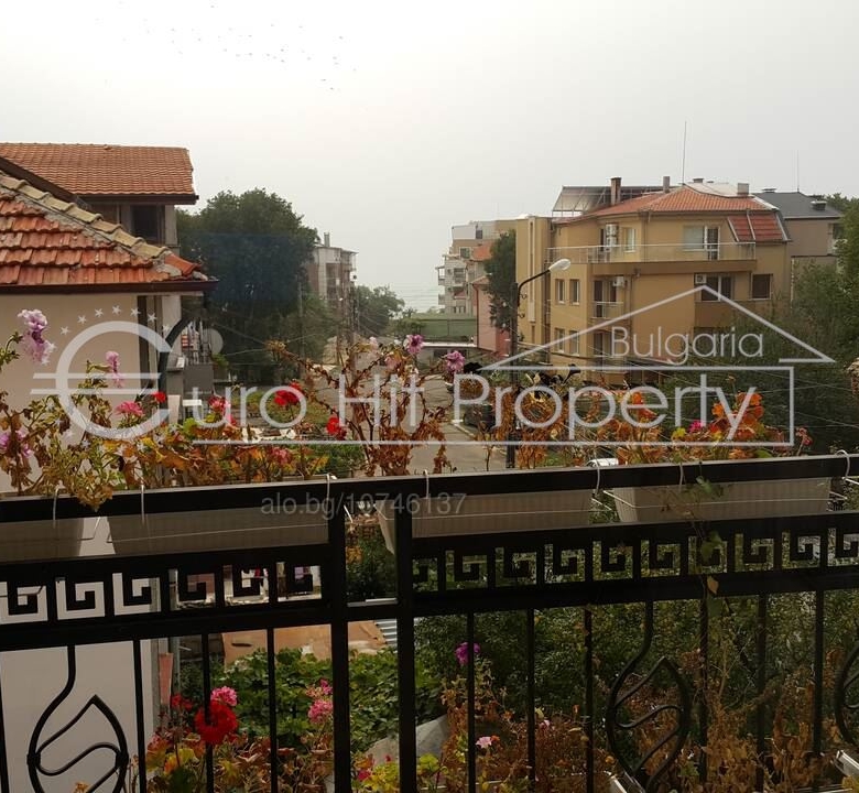 Отдава се под наем двустаен апартамент със собствено паркомясто - 0