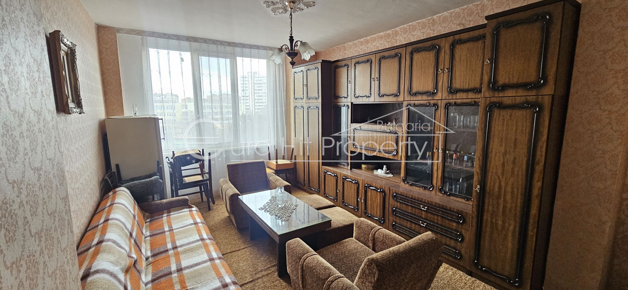 Тристаен апартамент монолитно строителство в бизост до БСУ и центъра ва града-0 Тристаен апартамент монолитно строителство в бизост до БСУ и центъра ва града - 0