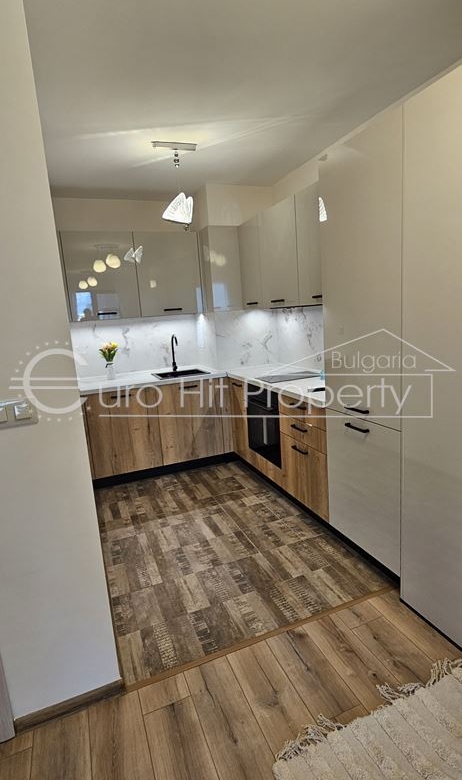 Отдава се под наем чисто нов двустаен апартамент в нова сграда в топ центъра на кв. Сарафово - 0