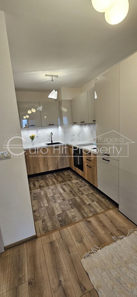 Отдава се под наем чисто нов двустаен апартамент в нова сграда в топ центъра на кв. Сарафово - 0