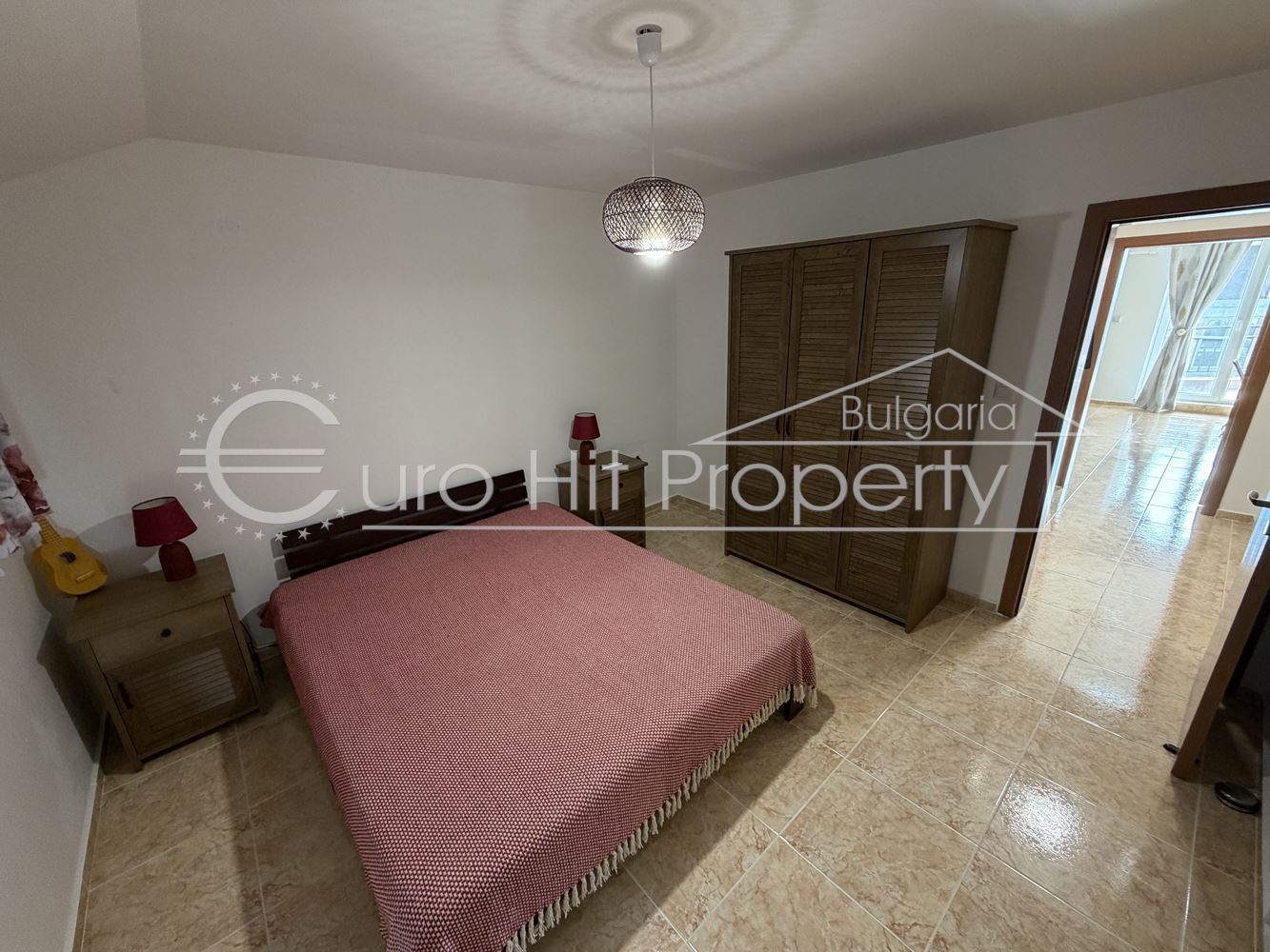 Двустаен обзаведен апартамент в кв. Сарафово - 0