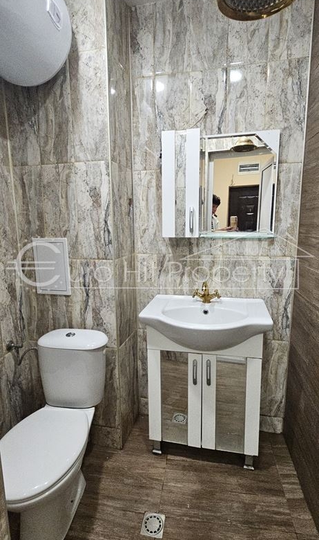 Отдава се под наем - дългосрочно - двустаен апартамент до Терминала в ж.к. Меден Рудник - 0