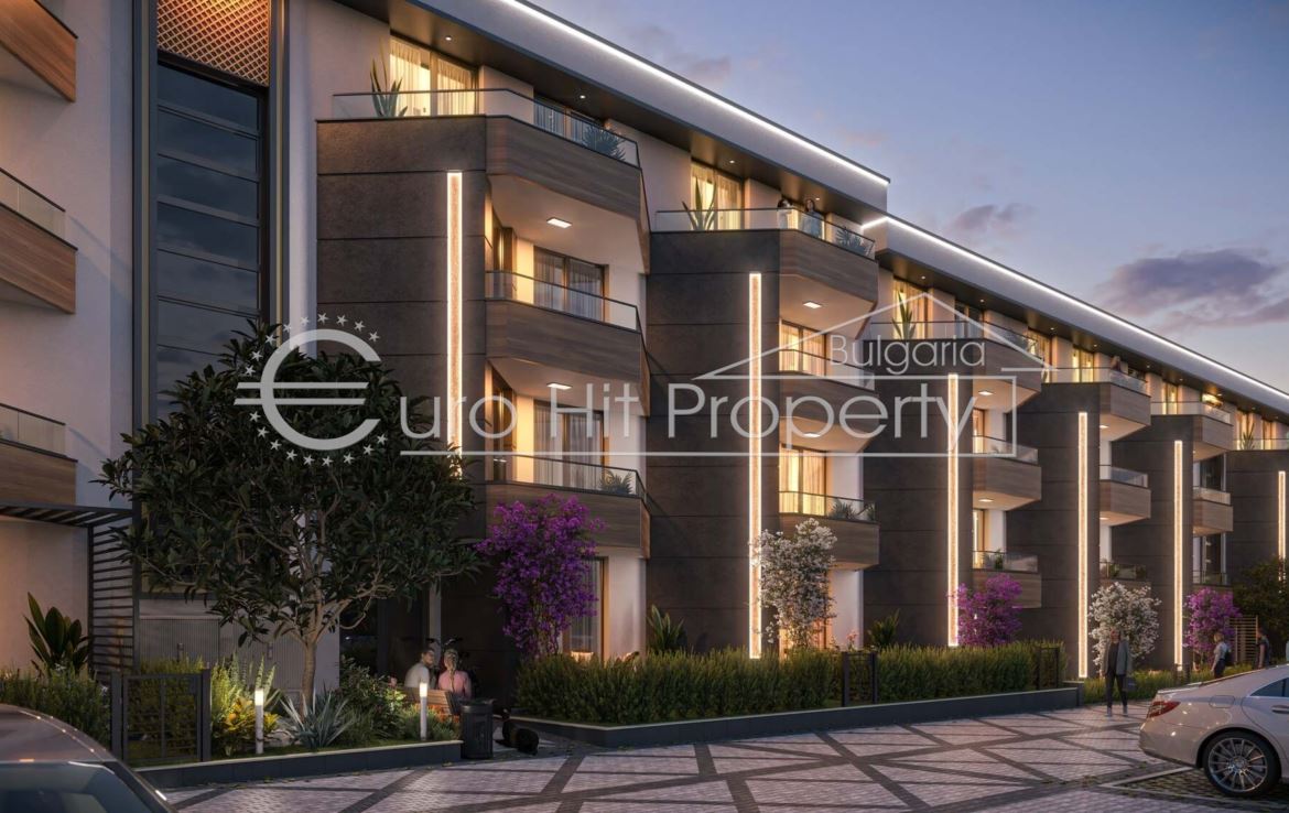 Едностаен апартамент с веранда и двор в новострояща се луксозна жилищна сграда в новата част на кв. Сарафово, на метри от морето - 0